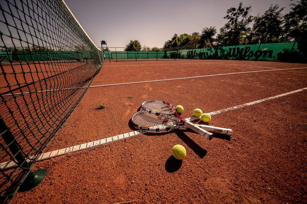 Recreational Center Rezidentsiya Hotel Yahotyn Zewnętrze zdjęcie